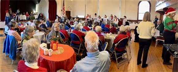 Residents having lunch in Bemis Hall